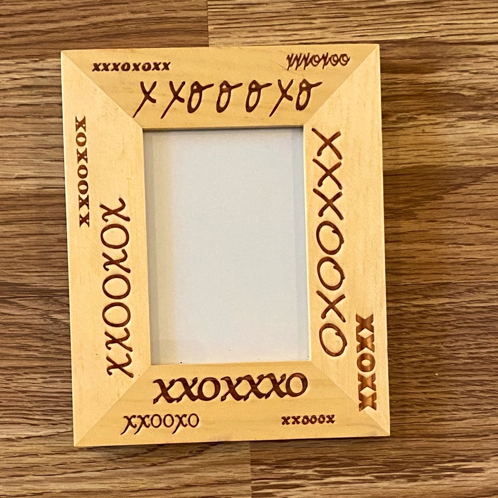 Wood XOXO (Hugs & Kisses) Picture Frame.